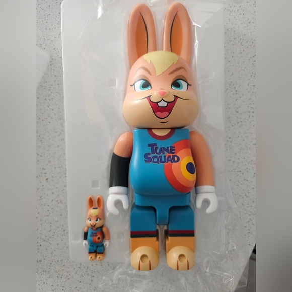 NIB Bearbrick x Space Jam: A New Legacy Rabbrick Lola Bunny 100% & 400% Set - Picture 9 of 12